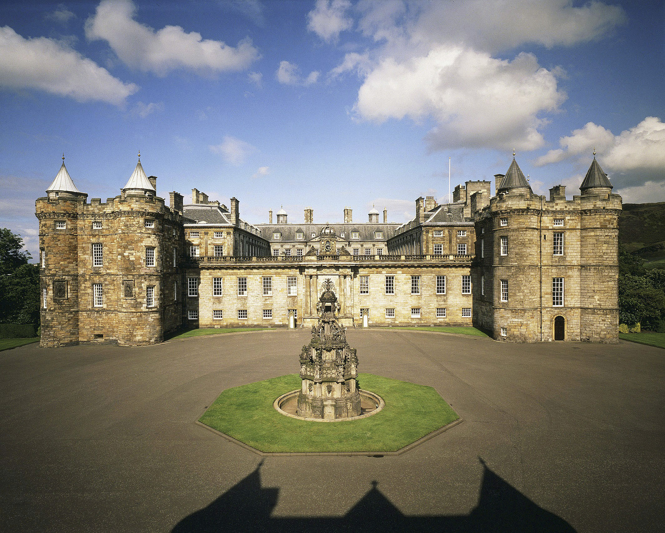 Discover the rich history of famous Scottish Royals at Holyrood Palace. Plan your visit to majestic Holyroodhouse Palace in Edinburgh, Scotland. Photo Credit - Royal Collection Trust / © Her Majesty Queen Elizabeth II 2018