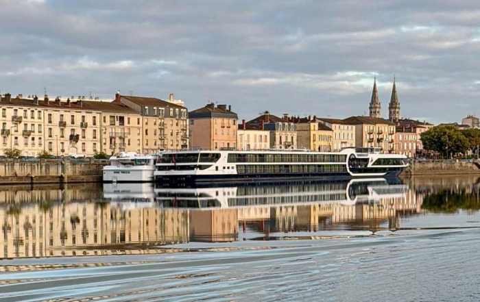 Home 38 What to pack for a river cruise in Europe sailing on the luxurious Riverside Cruises Ravel through the South of France. Photo: Wendy Nordvik-Carr©