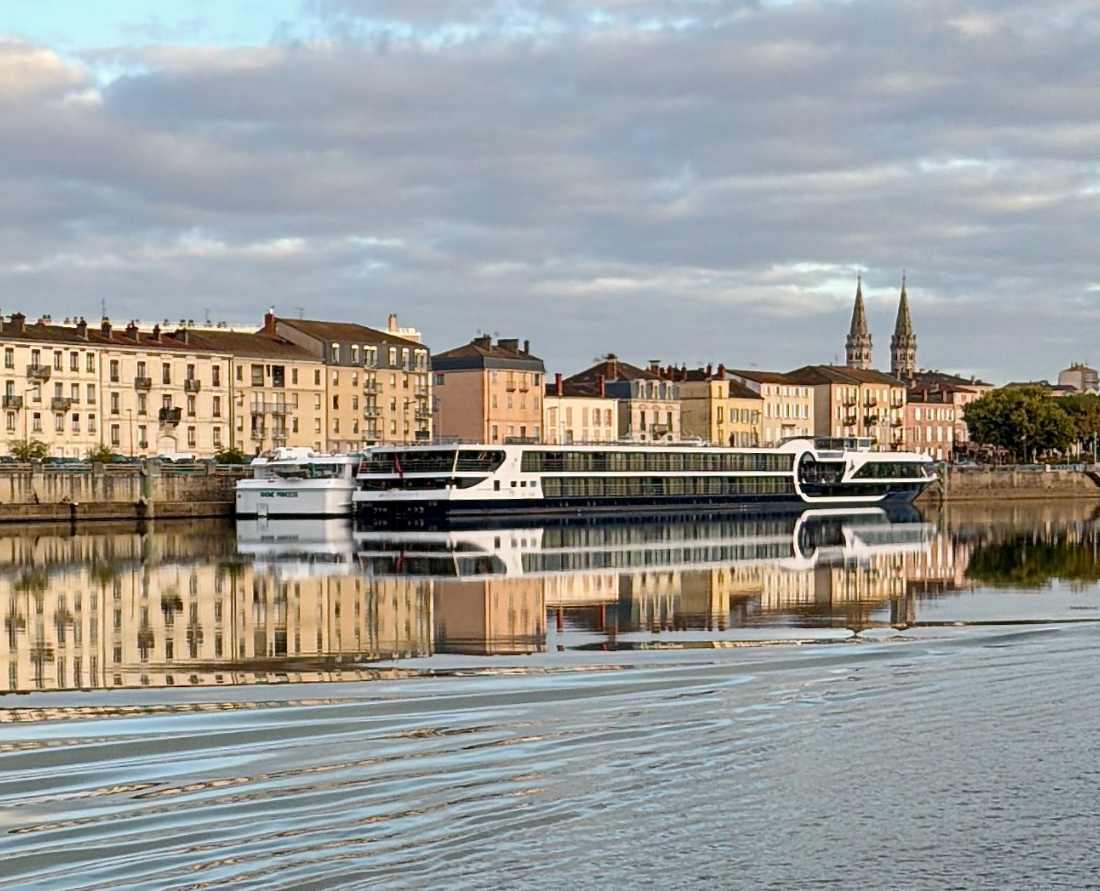 What to pack for a river cruise in Europe sailing on the luxurious Riverside Cruises Ravel through the South of France. Photo: Wendy Nordvik-Carr©